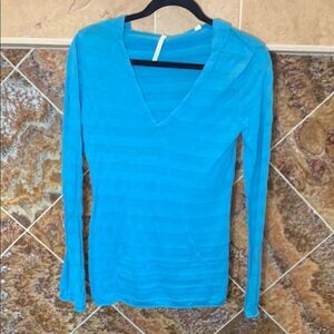 Women's Roxy Blue Striped Long Sleeve Hooded Striped Sweater Top Size Medium